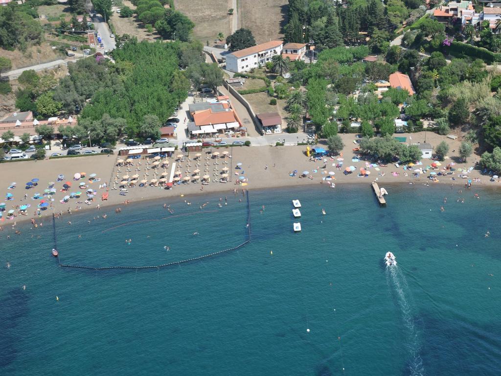 Апартаменты Baia Fiorita Порт-Аццурро Экстерьер фото